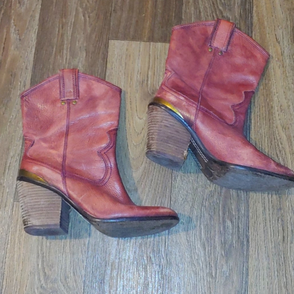 Lucky brand boots size 8